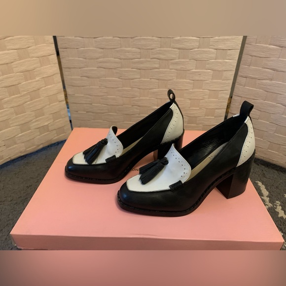 Vince Camuto black & white leather heeled Oxford loafers w/tassel 6.5 US 37 EU - Picture 4 of 4